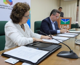 Cerimônia de assinatura do Protocolo de Intenções entre a Caixa Econômica Federal e o PISAC/UnB. 24/06/2025. Foto: Beto Monteiro/Ascom UnB